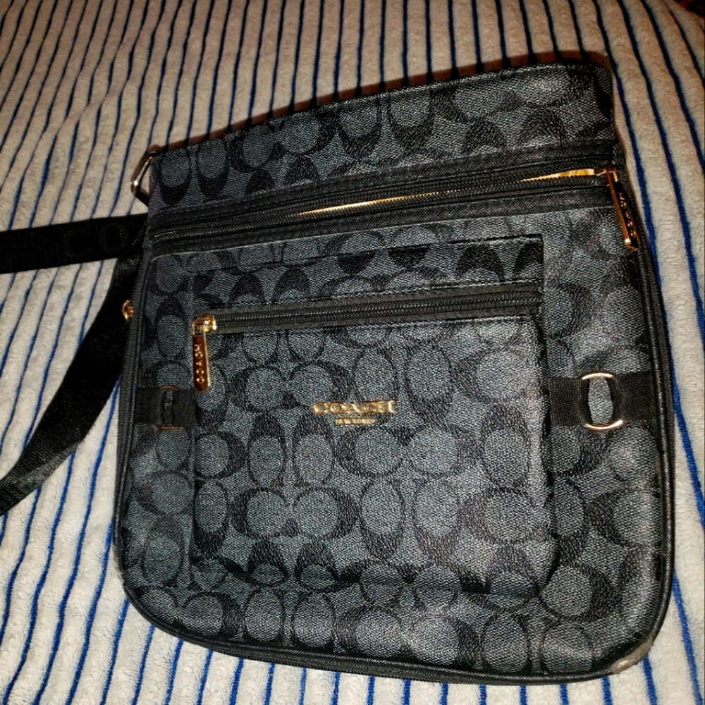 Coach small purse